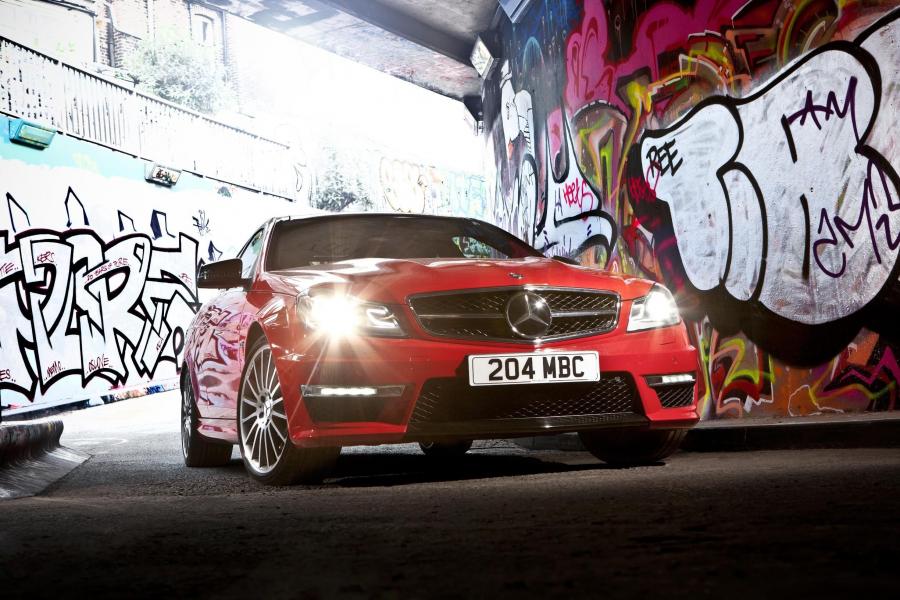  Mercedes-Benz C63 AMG Saloon 2013 года  (фото 21 из 22)